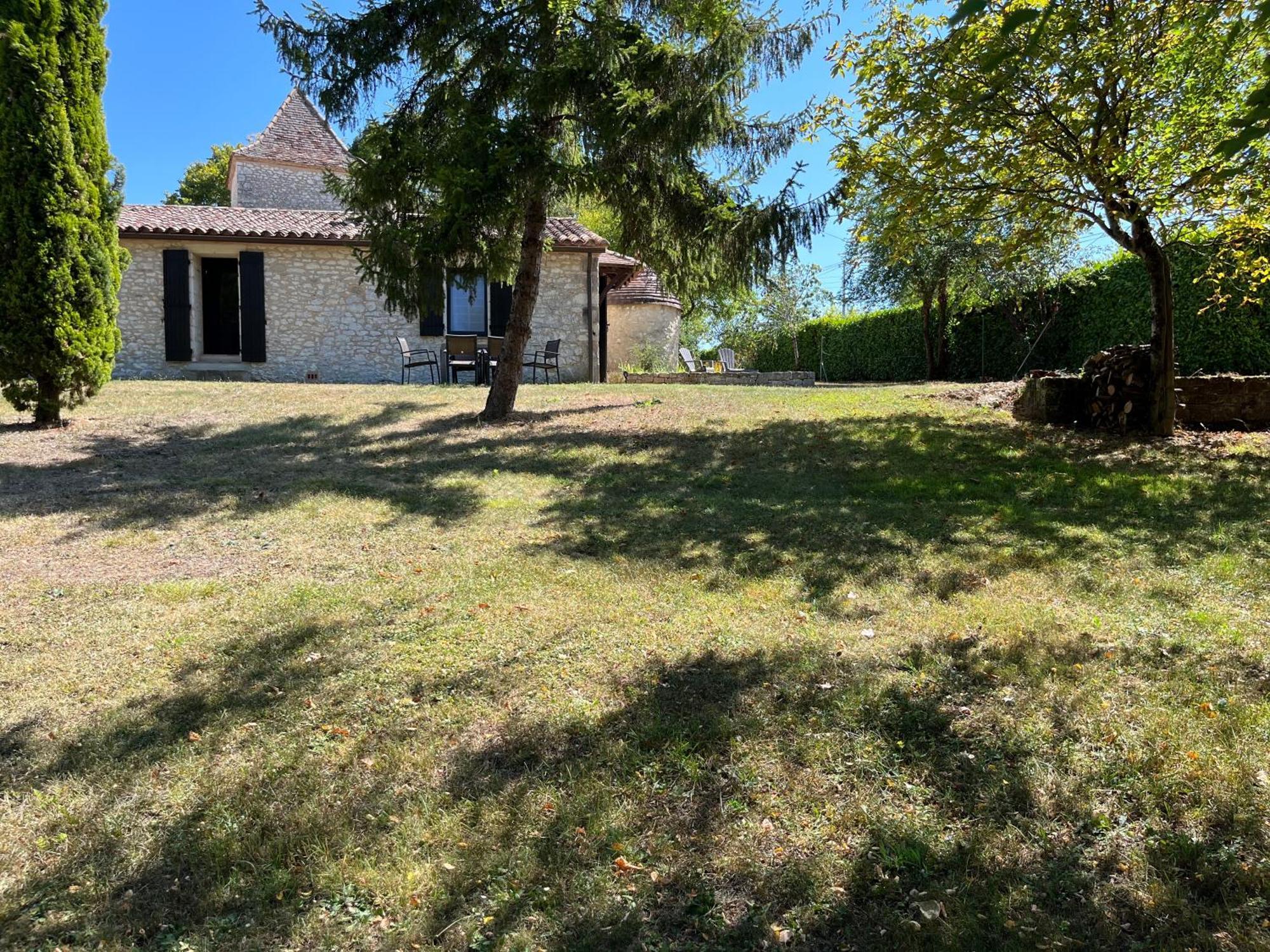 Gite De Claire Fontaine Avec Vue Sur Monflanquin Villa Esterno foto